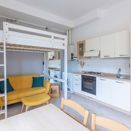 Tiarini 14 Lägenhet Bologna Exteriör bild