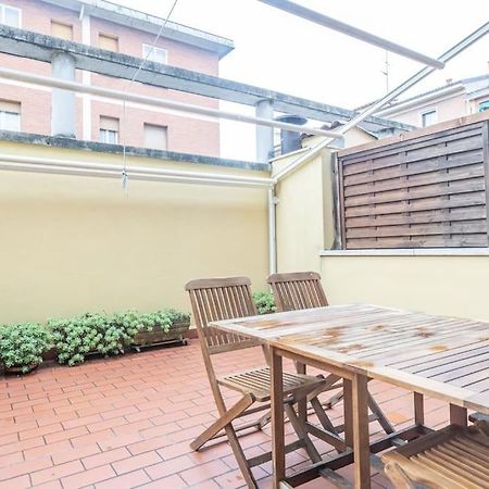 Tiarini 14 Lägenhet Bologna Exteriör bild